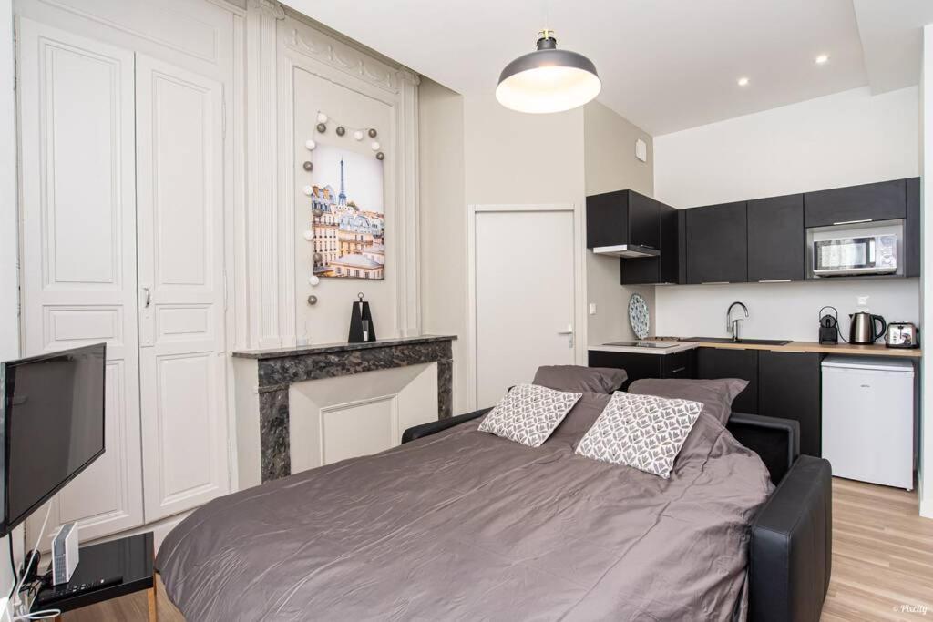 Le Dandy - T2 Centre Historique Apartment Agen Luaran gambar