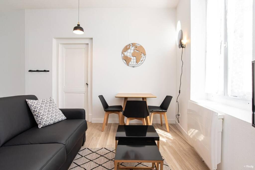 Le Dandy - T2 Centre Historique Apartment Agen Luaran gambar